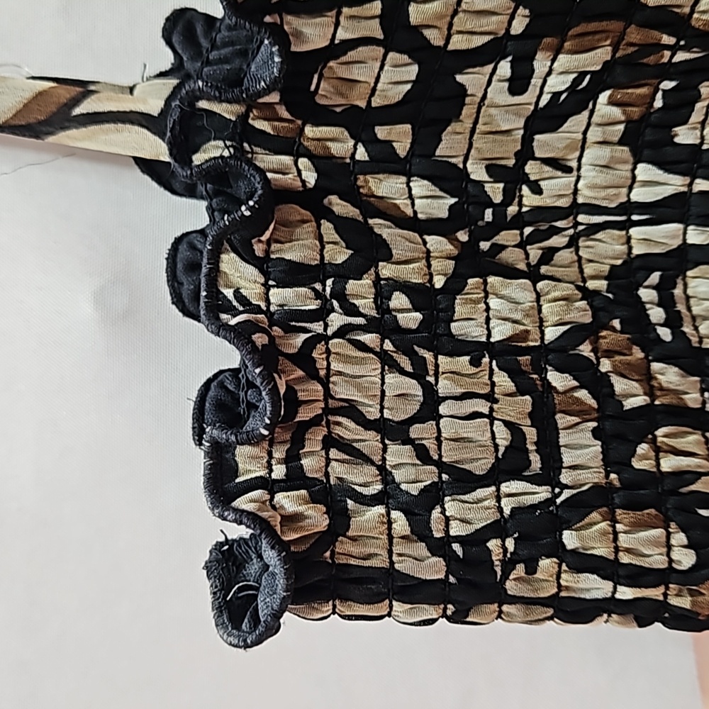 A. BYER, Abstract, Elastic Scrunch top, Adjustable straps, Tie waist, Sz L - Picture 3 of 12